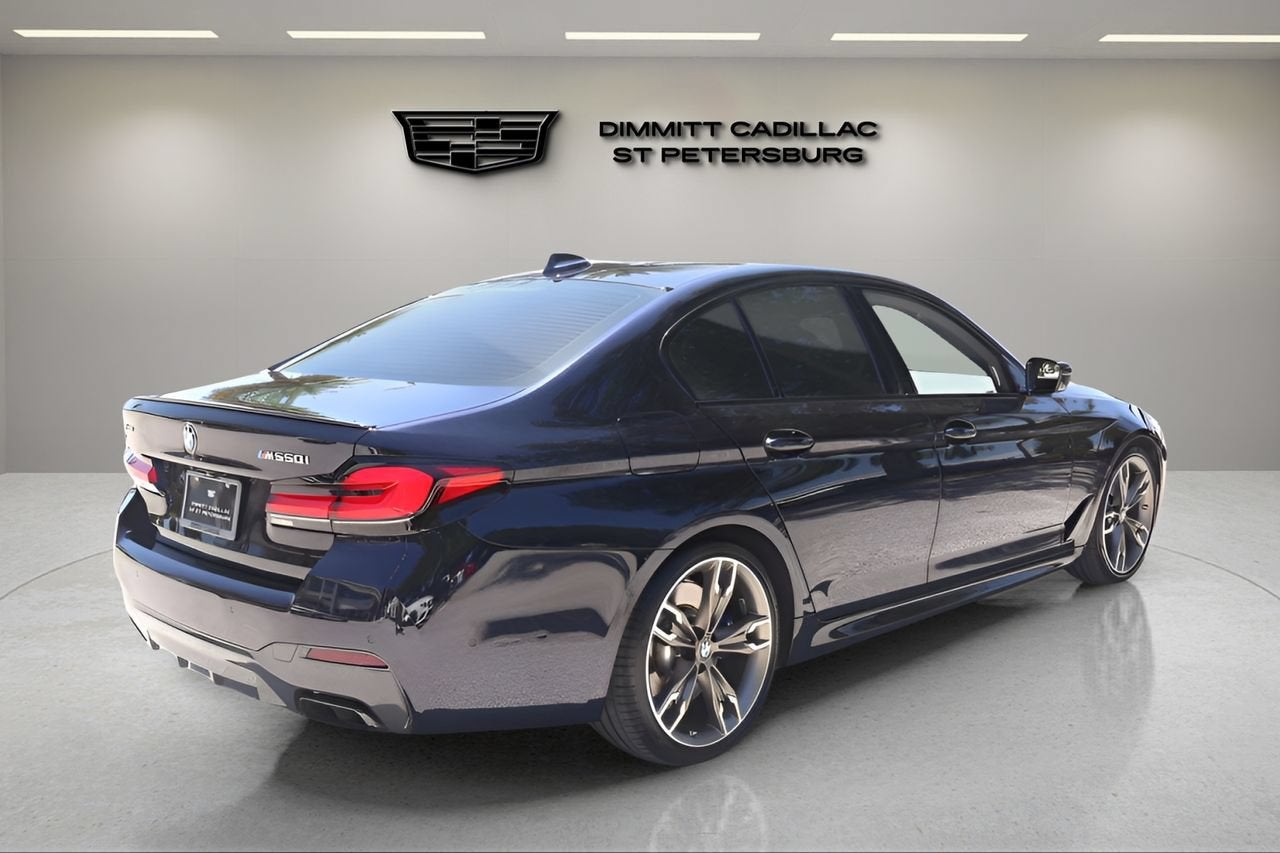 2022 BMW 5 Series — detail view